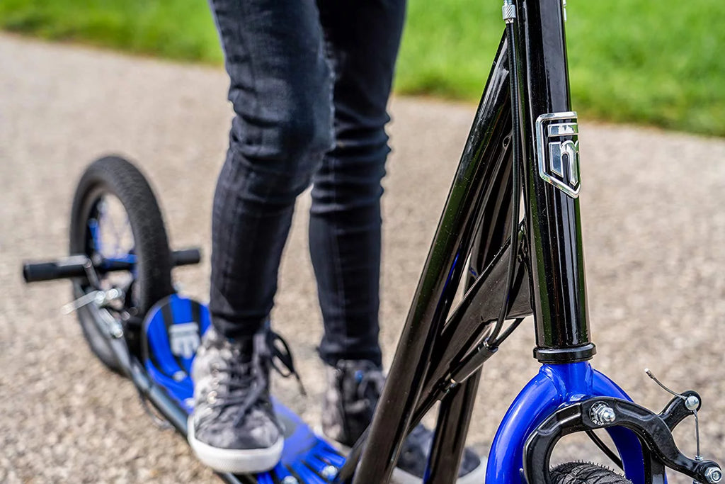 Youth Scooter with Front and Rear Brakes, 12-Inch Wheels X601