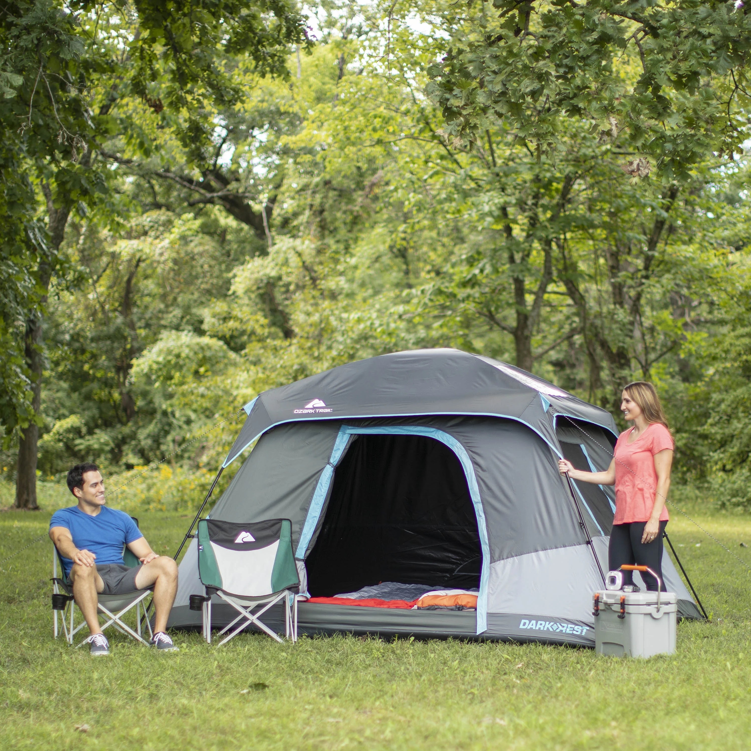 10' x 9' 6-Person Cabin Tent with Skylight Ceiling Panels B4011