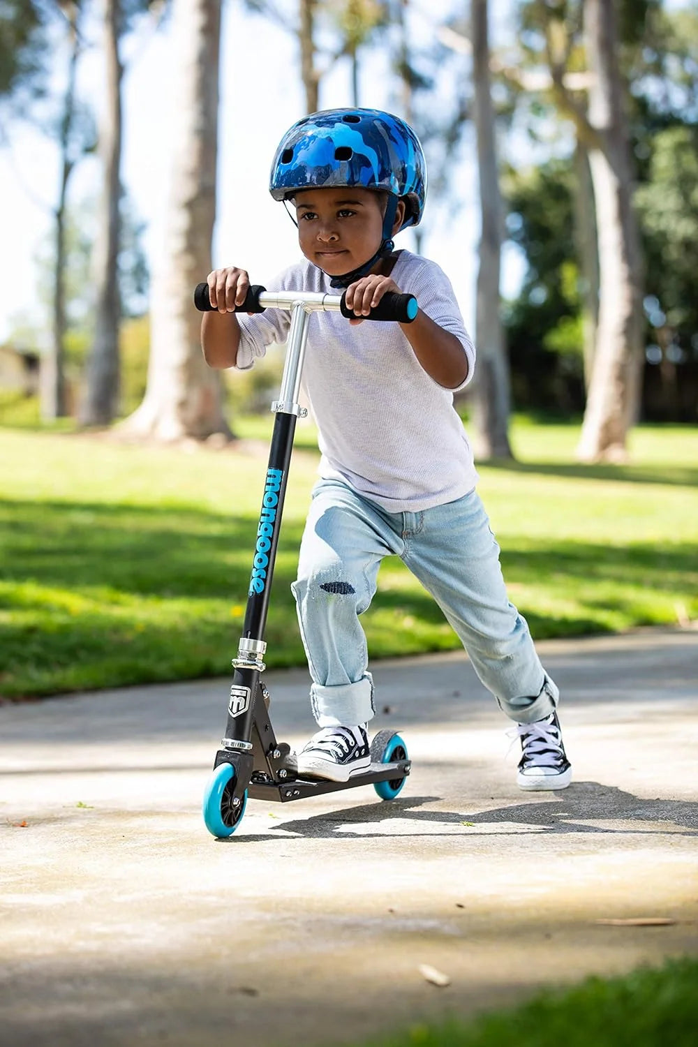 Folding Kick Scooter for Youth, Black/Blue Z76197
