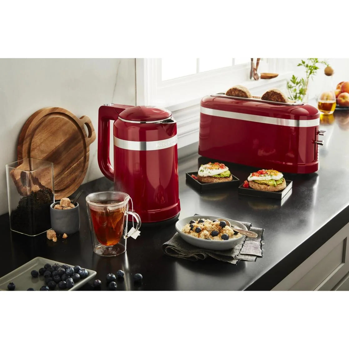 2 Slice Long Slot Toaster with High-Lift Lever T4035