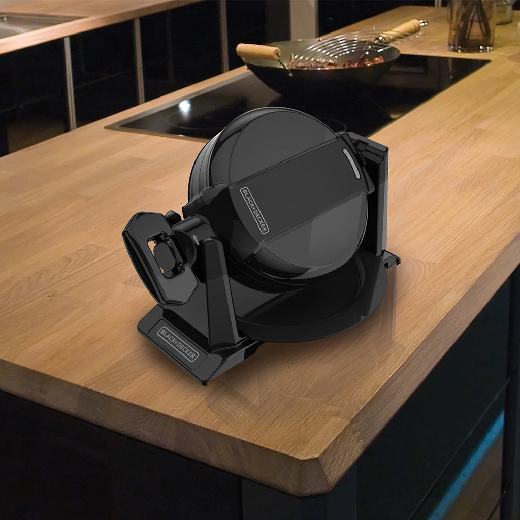 Rotating Waffle Maker with Dual Cooking Plates W74000