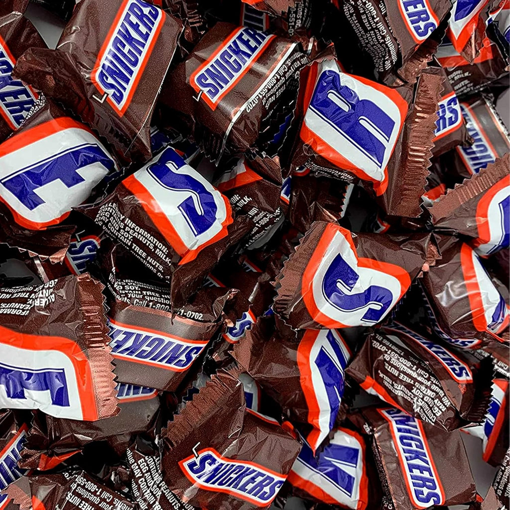 Snickers Mini 2LB Bag of Bulk Candy Bars. Candy & Chocolate Bars, Snickers Candy Bars Bulk, Snickers Bulk, Mini Snickers, Snicker