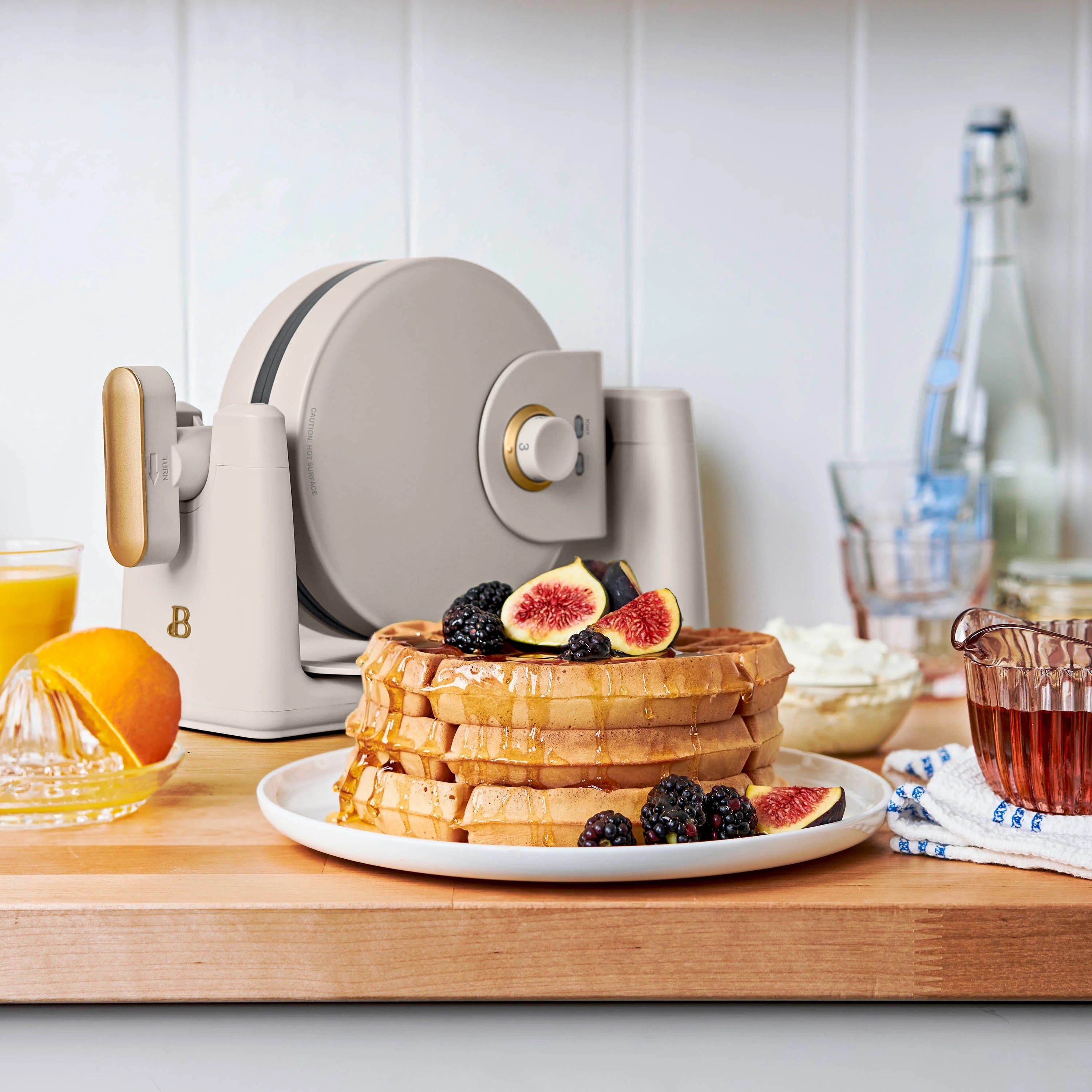 Rotating Belgian Waffle Maker, Porcini Taupe S6208