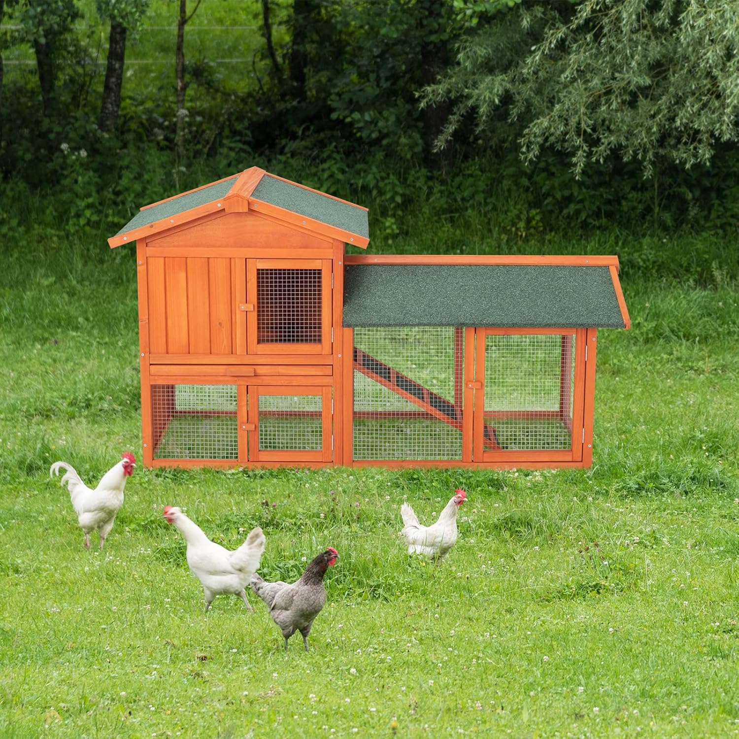 Wooden Chicken Coop with Wheels for Small Animals P671312