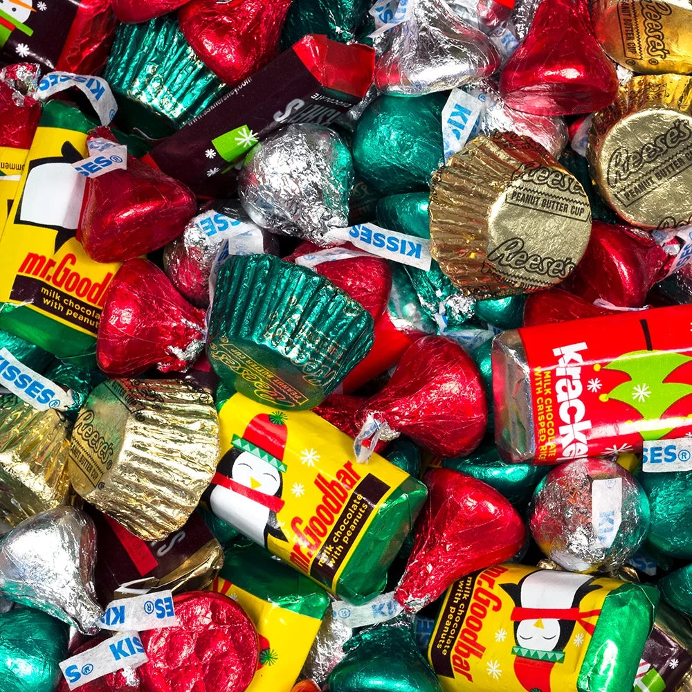 Holiday Candy Gift Tin 2.7 lb L160