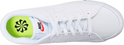 Women's Court Legacy Sneakers V651