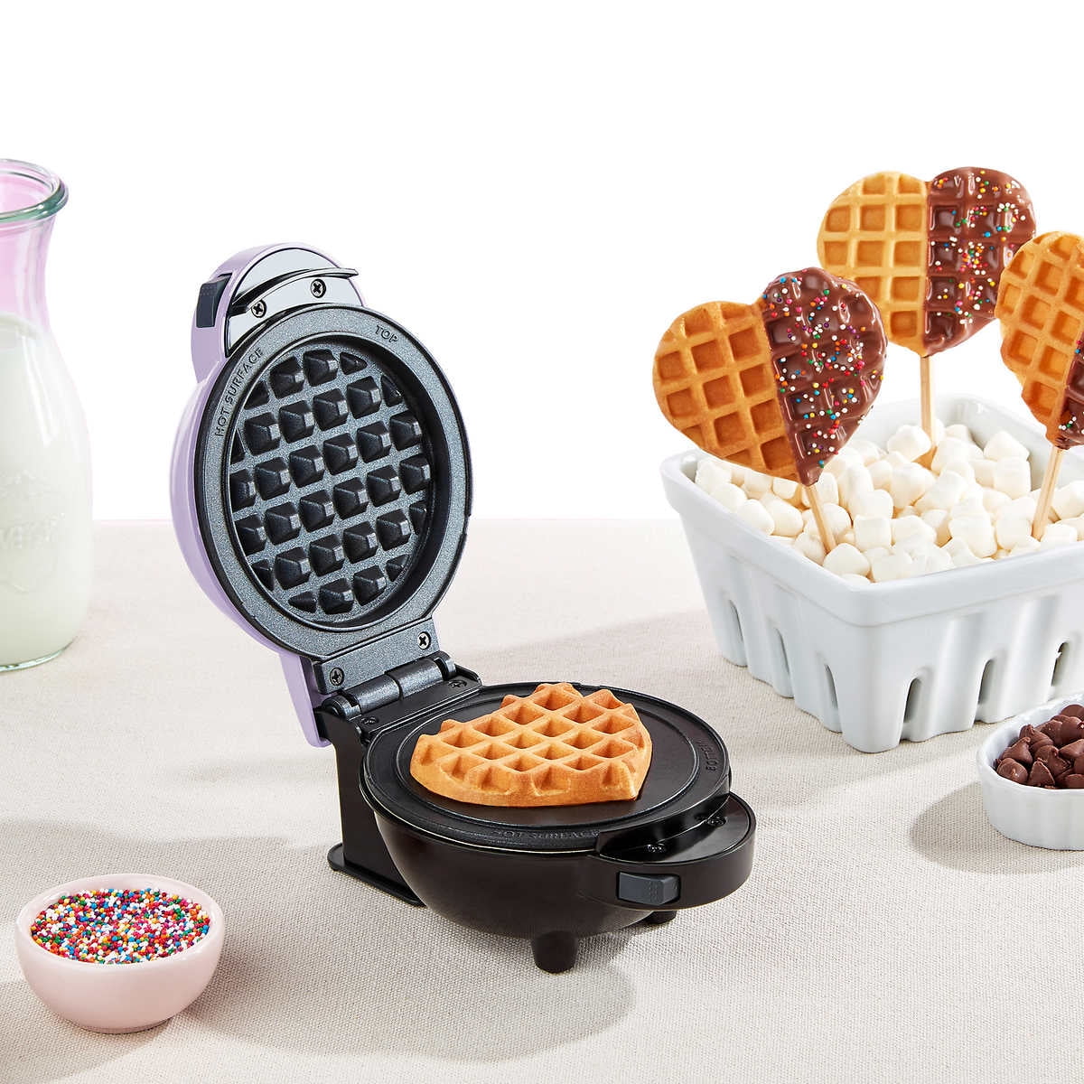 Mini Waffle Maker with Removable Plates H718
