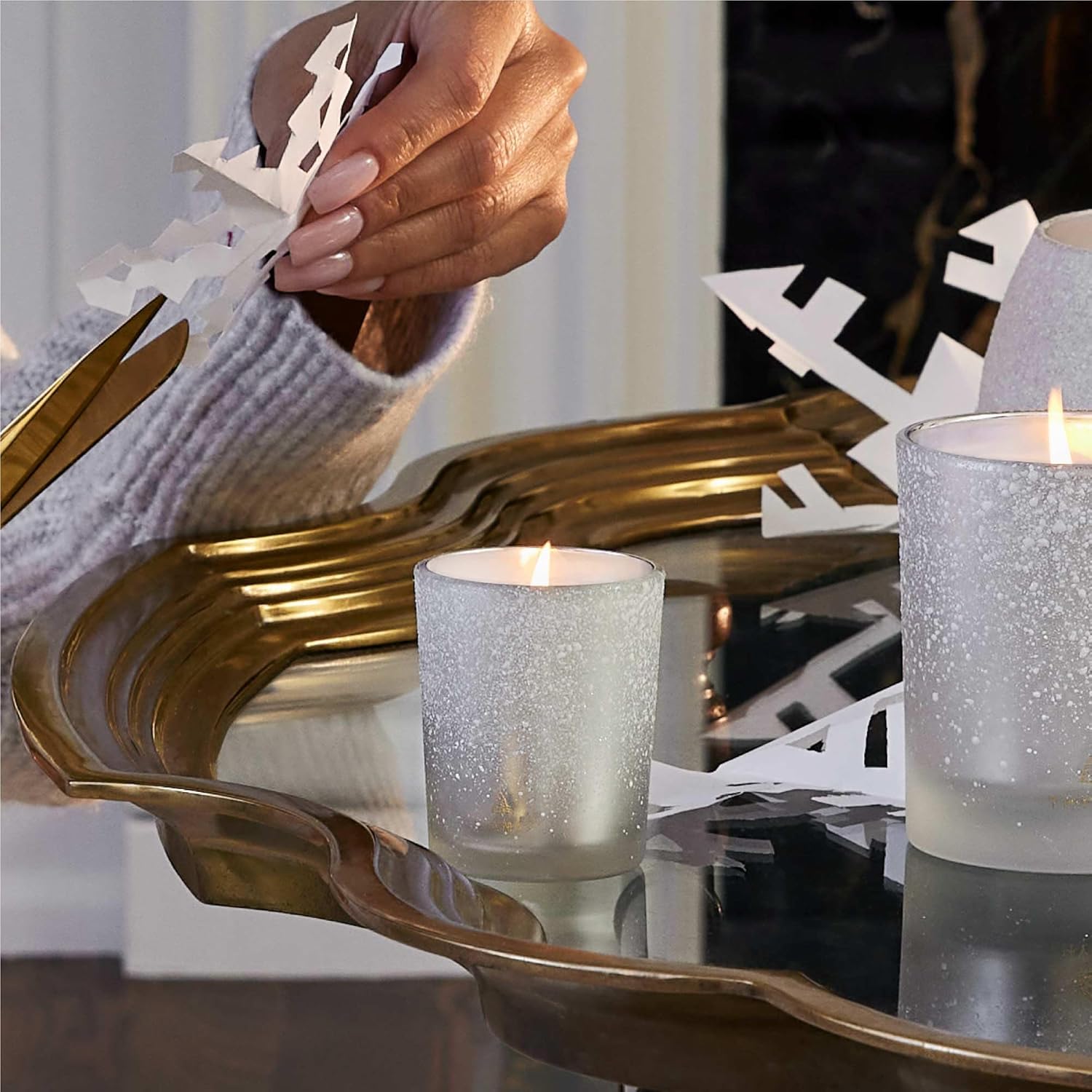 Flocked Votive Candle – Scented Fir Candle with Cedarwood and Sandalwood (2 oz) Q5718