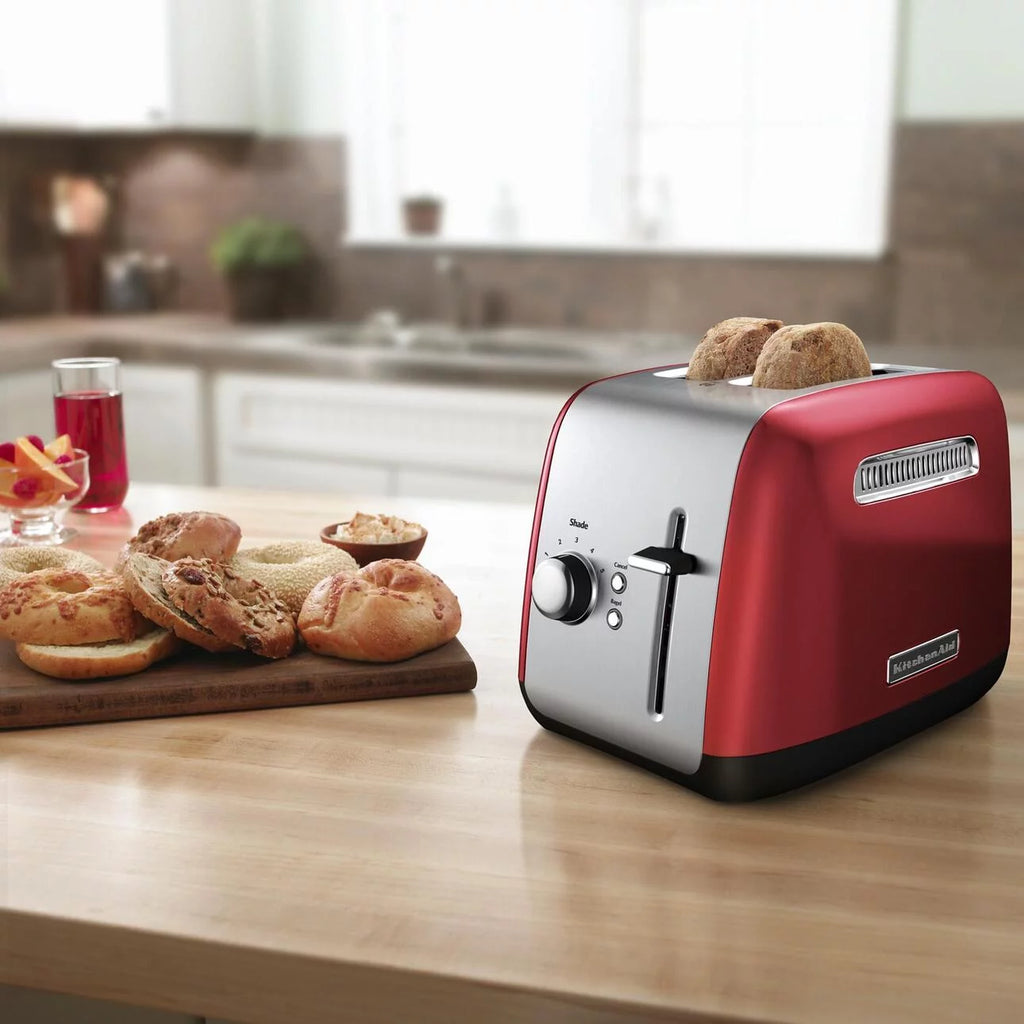 2-Slice Toaster with Manual Lift Lever, Red I8870