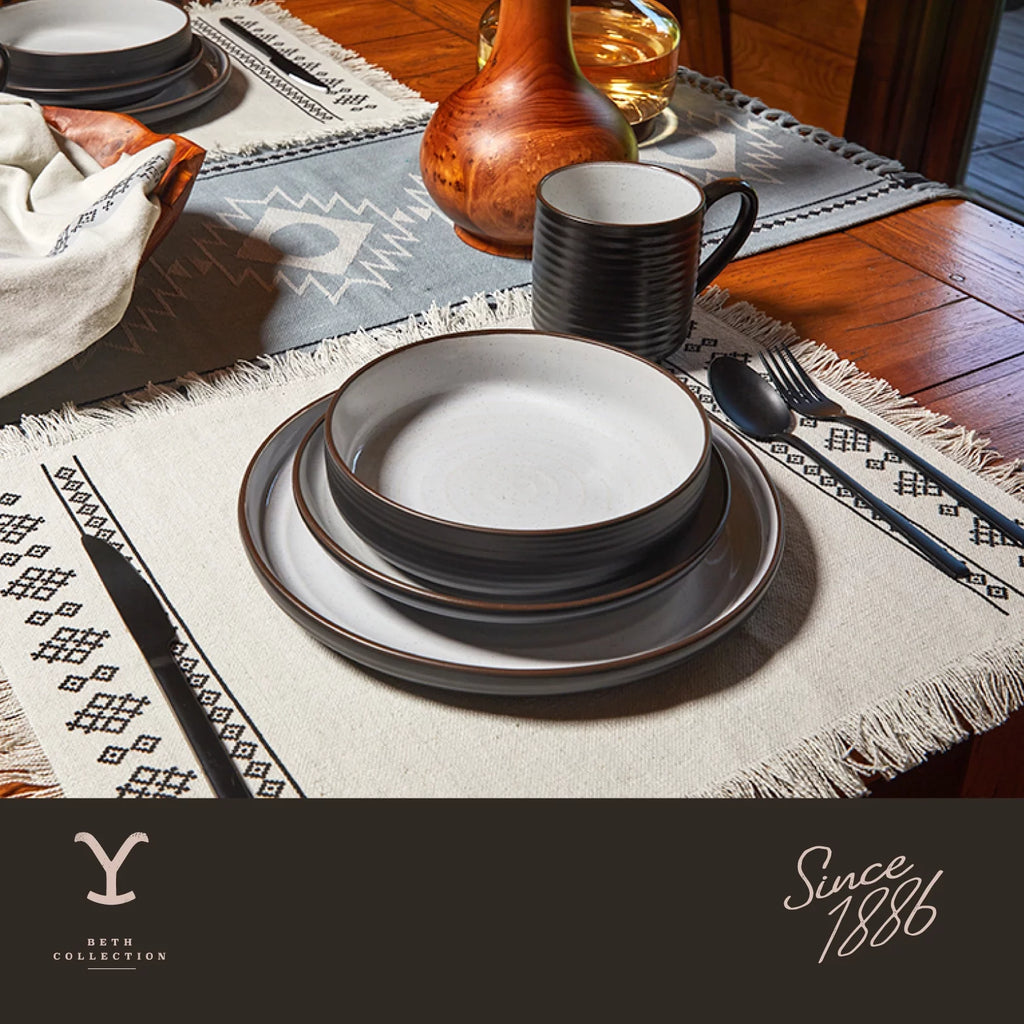 12-Piece Ceramic Dinnerware Set X698059