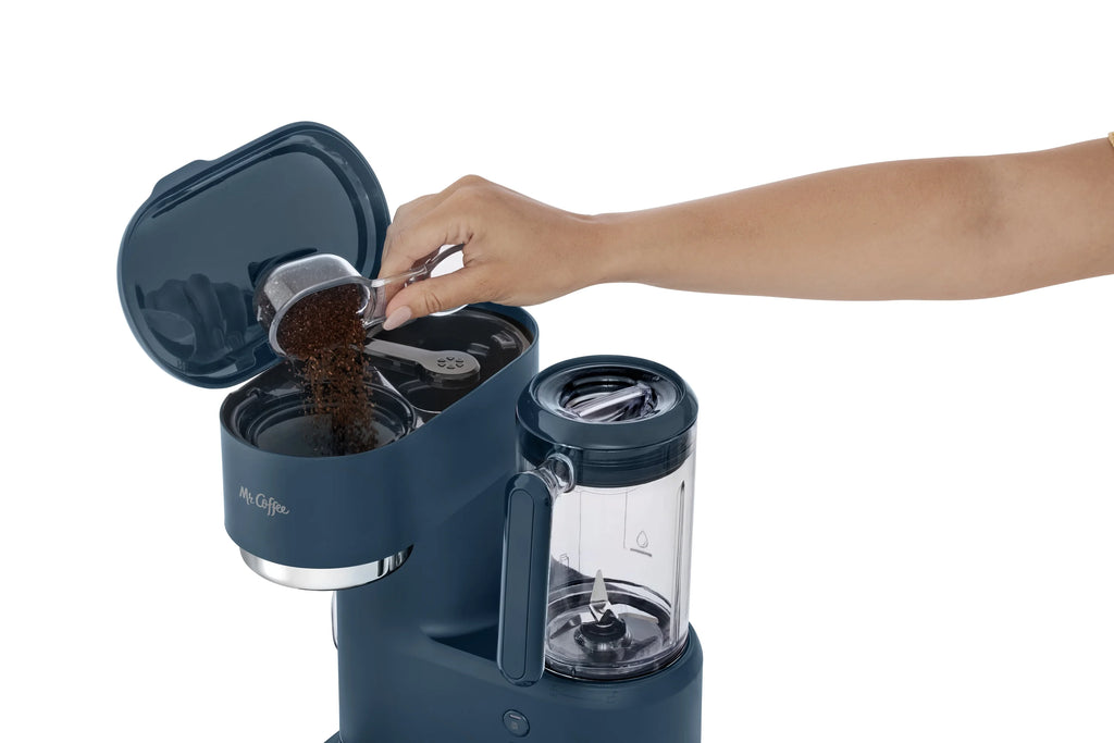 Single Serve Iced Coffee Maker and Blender with Reusable Tumblers C985706
