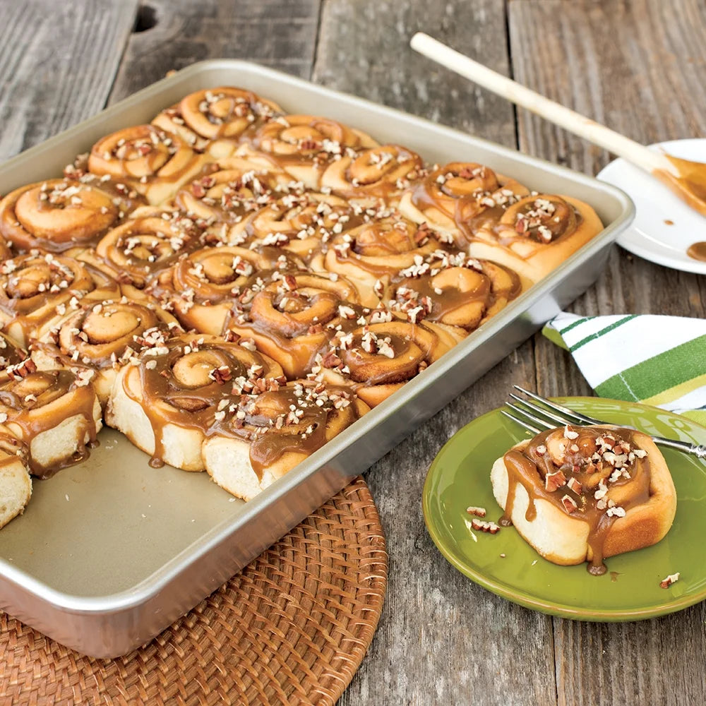 Nonstick High Sided Sheet Cake Baking Pan, 17.9" x 13" x 2" Z1994