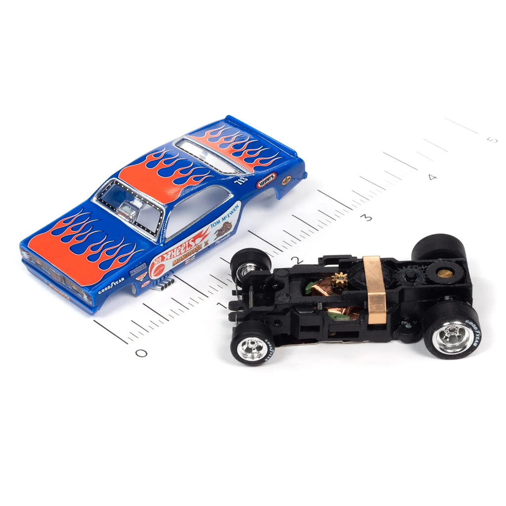 Hot Wheels Slot Car Drag Racing Set - 13' Dragstrip with 2 Variable Speed Cars U246388
