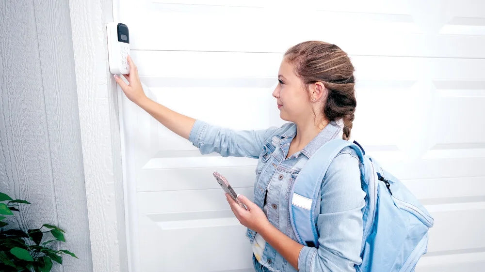 Smart Garage Video Keypad with Camera P500848