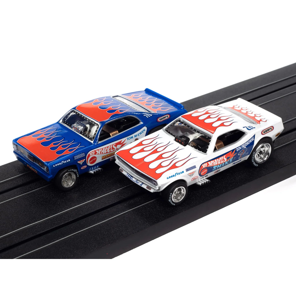 Hot Wheels Slot Car Drag Racing Set - 13' Dragstrip with 2 Variable Speed Cars U246388