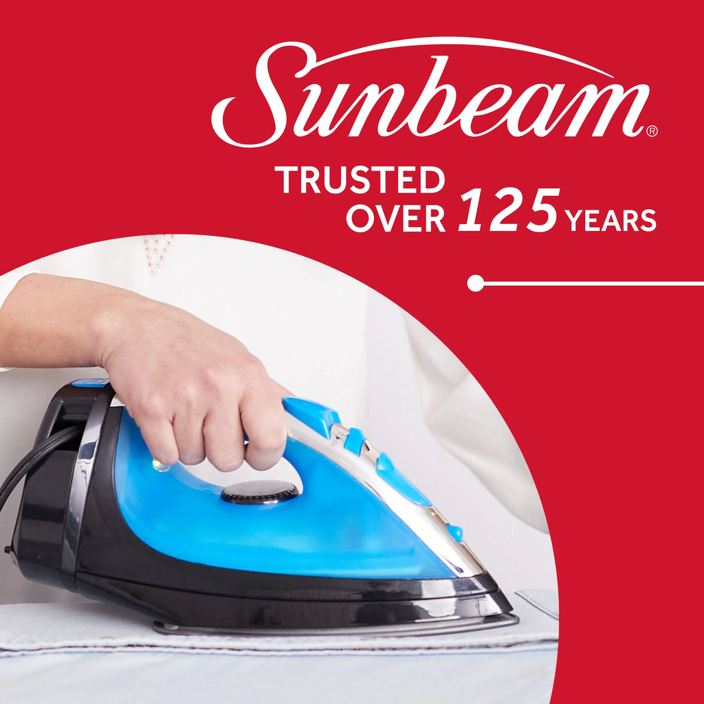 1400W Steam Iron with Shot of Steam and Retractable Cord C2167