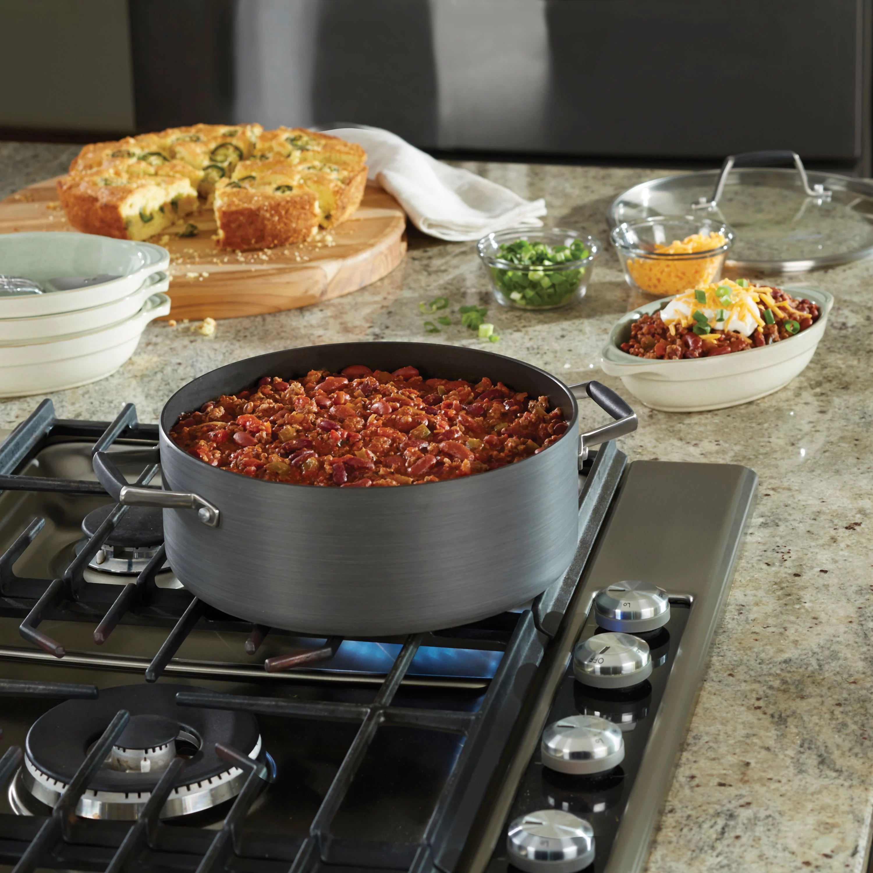 Hard-Anodized Nonstick 5-Quart Dutch Oven with Cover C235