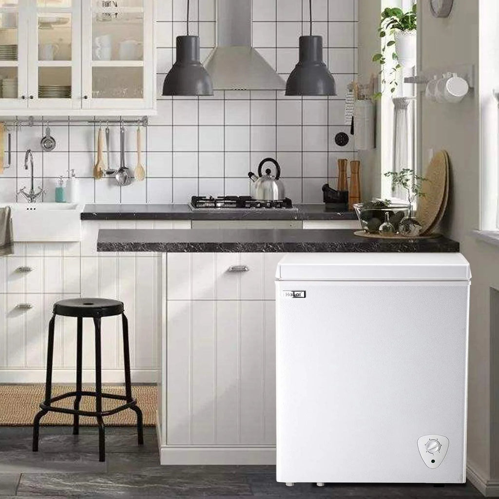 Chest Freezer with Top Open Door and Removable Storage Basket G700