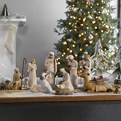 Nativity Starter Figures with Three Wisemen and Metal Stars, 14-Piece Set K468