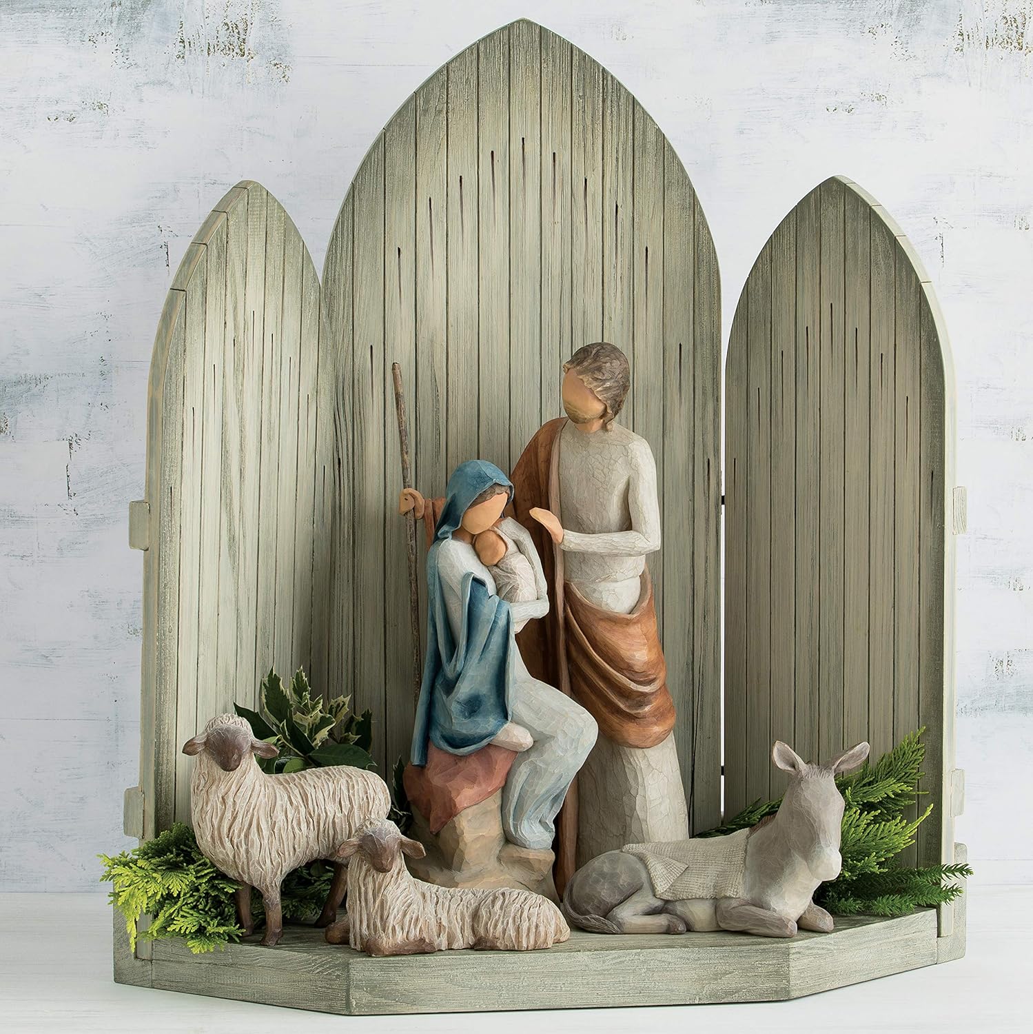 Nativity figures, hand-painted sculpted set P959